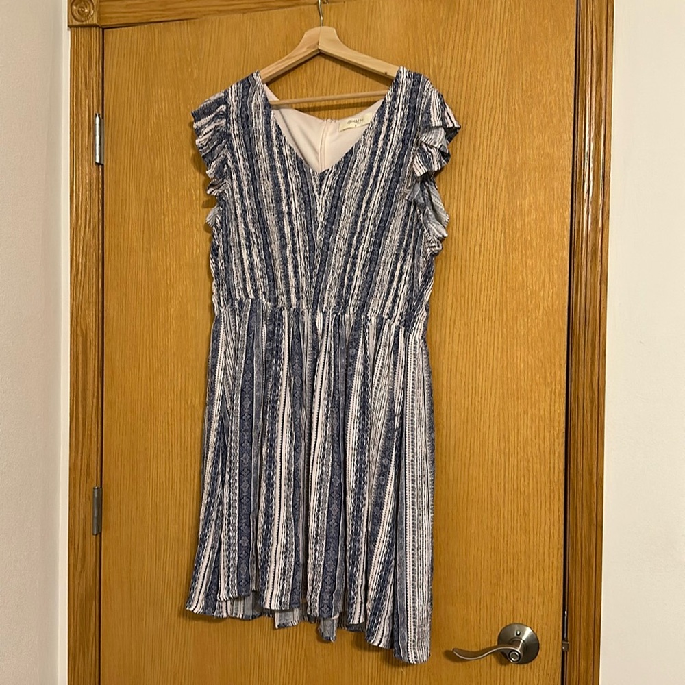 Arula Size B Dress